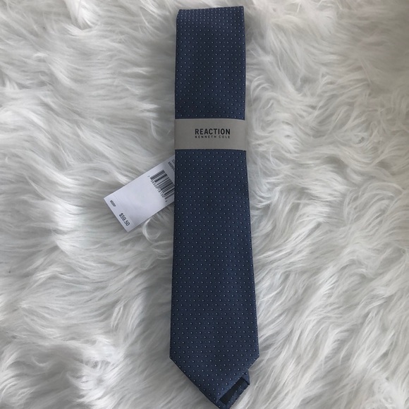 3 FOR 68!! NWT!! Kenneth Cole Reaction Ties - Picture 2 of 6